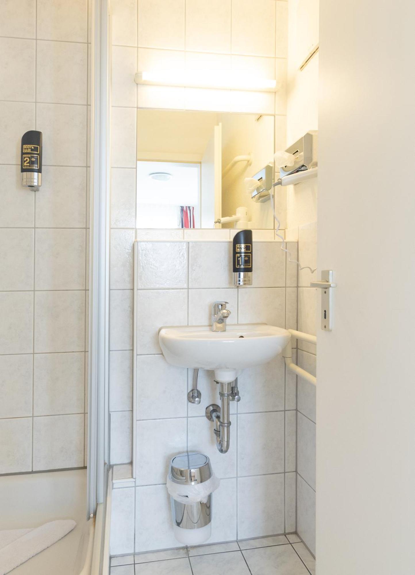 Gasthaus Traube, Ludwigshafen, Bodensee, Seenah Gelegen Bodman-Ludwigshafen Eksteriør billede